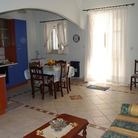 Appartamento Al Mare Cusumano ترابيتو الغرفة الصورة